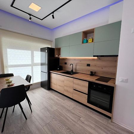 Sunflower Apartment 地拉那 外观 照片