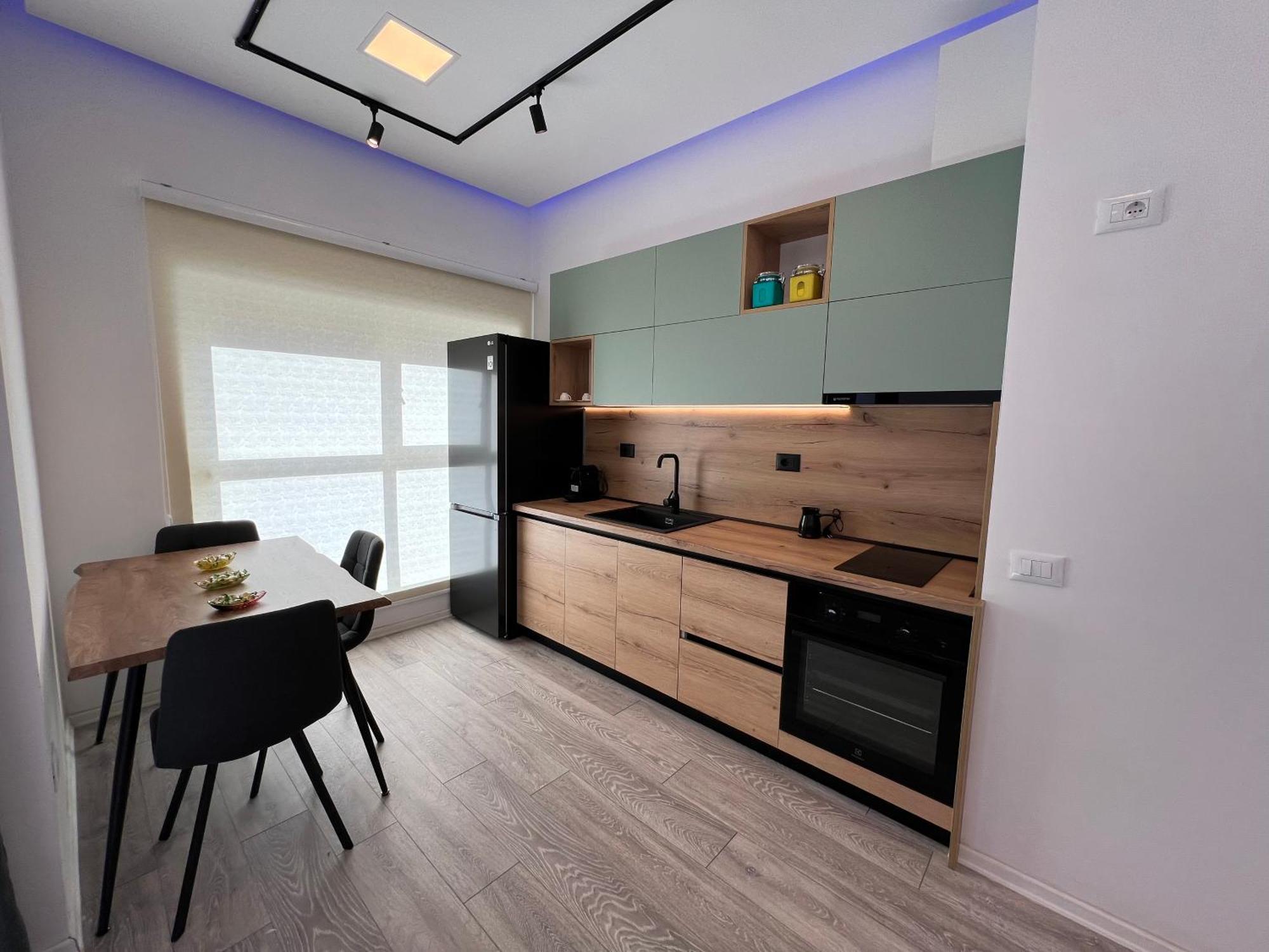 Sunflower Apartment 地拉那 外观 照片