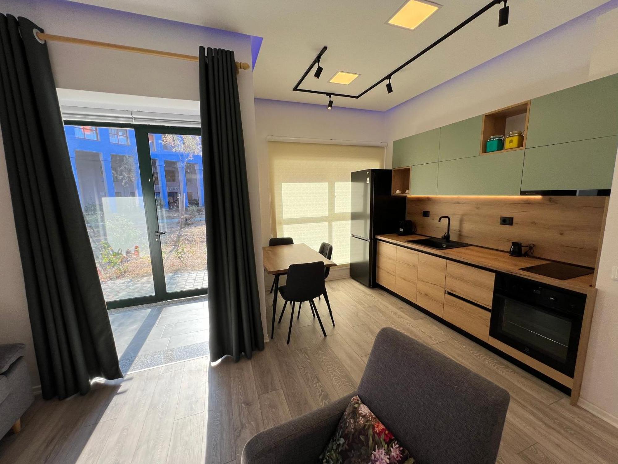 Sunflower Apartment 地拉那 外观 照片